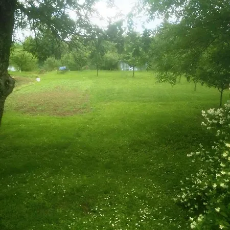 בית נופש Holiday Una Zara Bihać